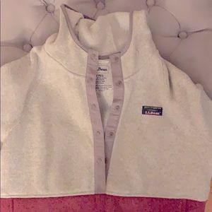 Women’s LLBean fleece pullover
